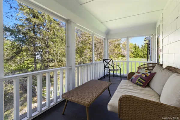 $2,750,000 | 7 Quaker Lane, Chappaqua, NY 10514