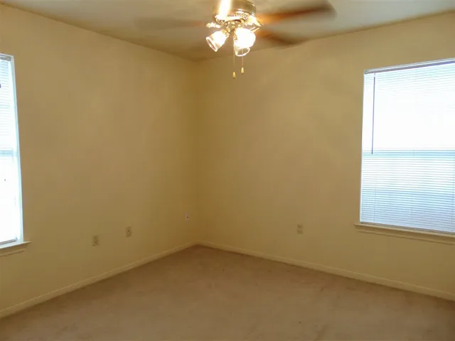 $1,100 | 407 South S Avenue, Unit B, Marble Falls, TX 78654