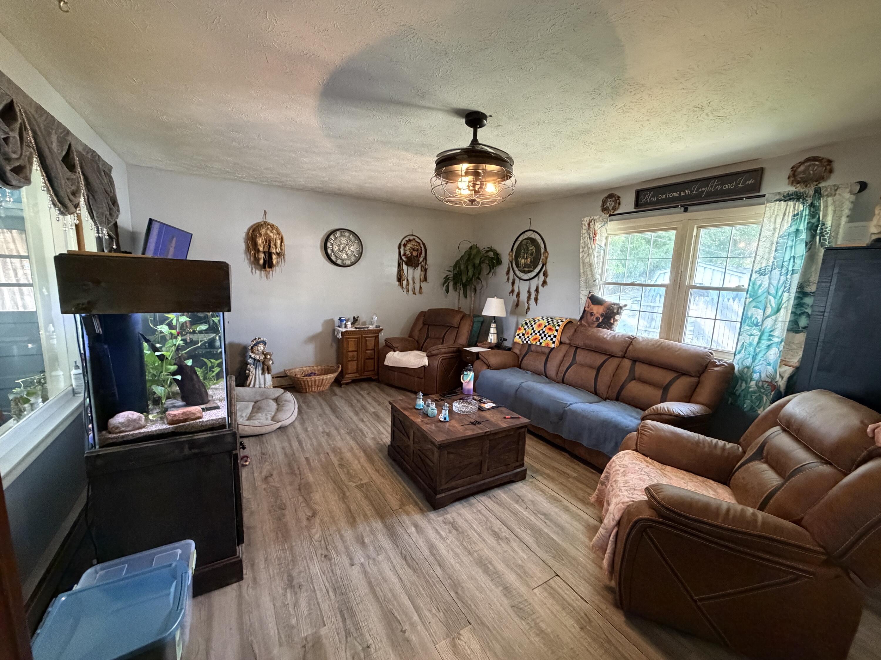 1404 Stephens Road Sidney, OH 45365 - Photo 13 of 51 Family Room