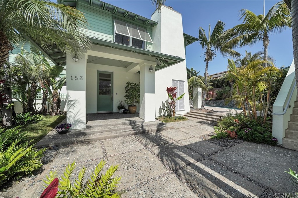 183 La Costa Avenue Encinitas, CA 92024 - Photo 3 of 55 Property Entrance