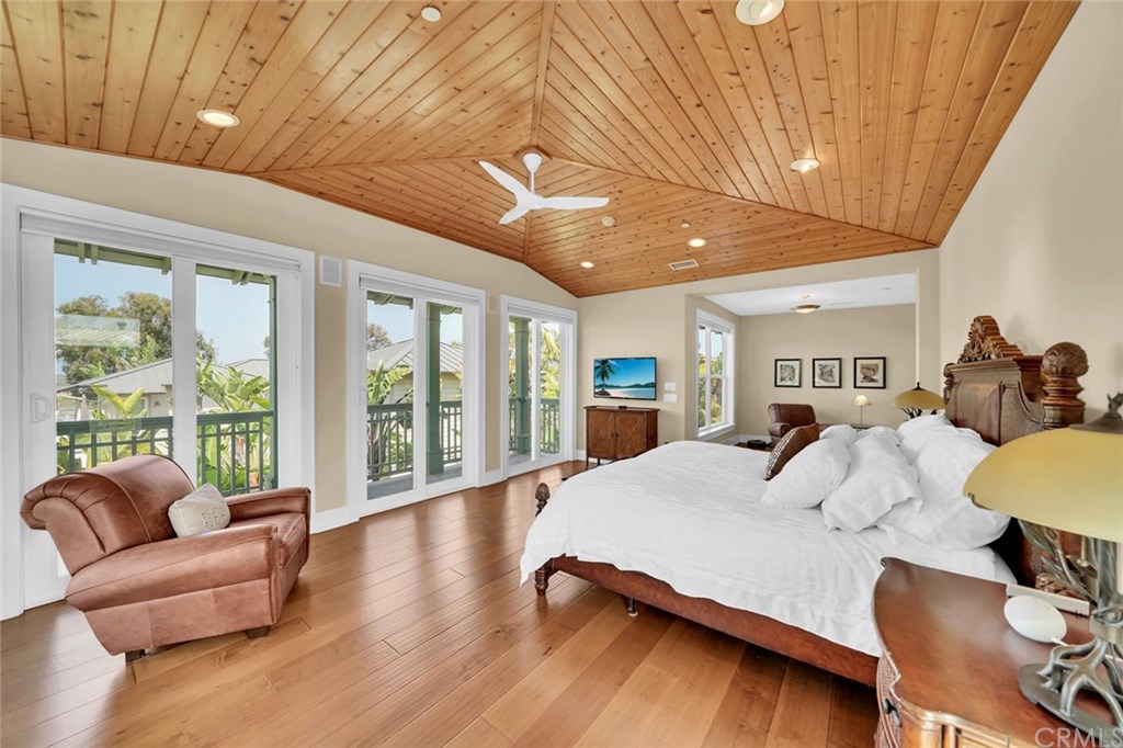 183 La Costa Avenue Encinitas, CA 92024 - Photo 33 of 55 Master Bedroom