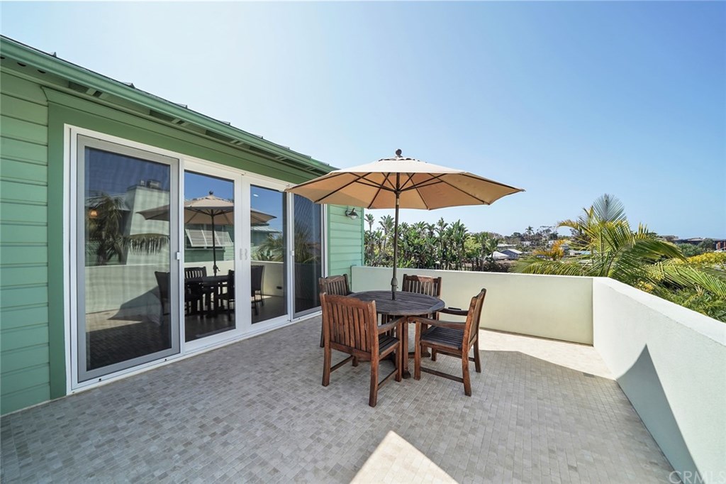 183 La Costa Avenue Encinitas, CA 92024 - Photo 46 of 55 Studio Apartment Private Deck