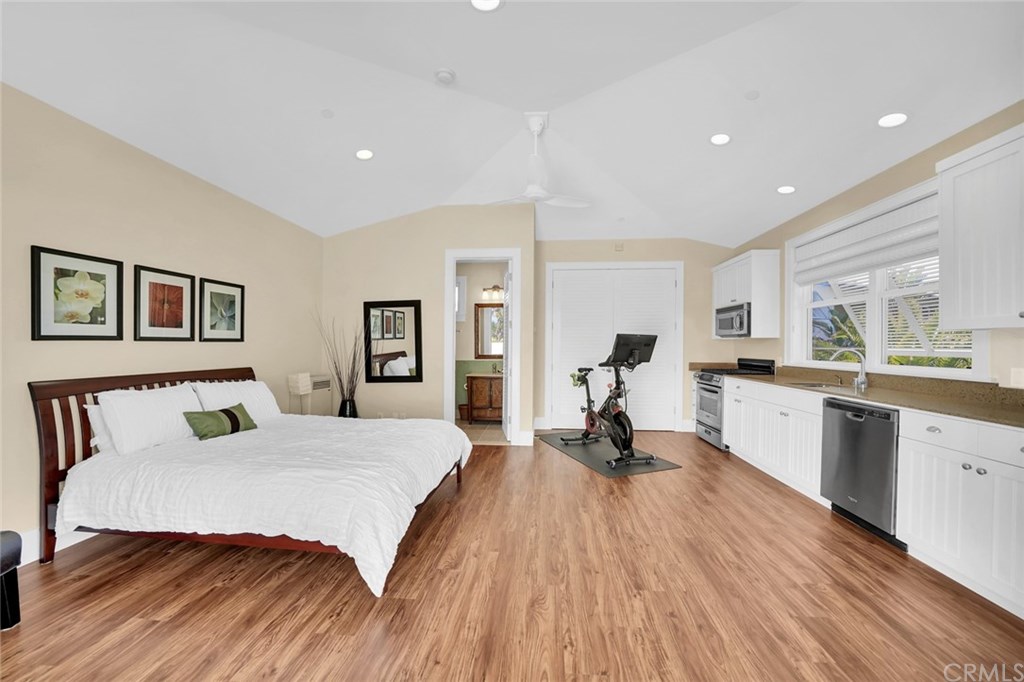 183 La Costa Avenue Encinitas, CA 92024 - Photo 47 of 55