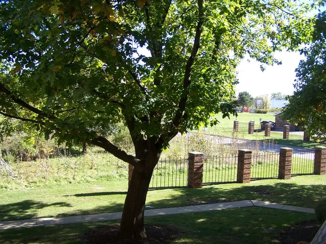 $138,000 | 4302 West Shamrock Lane, Unit 2G, McHenry, IL 60050