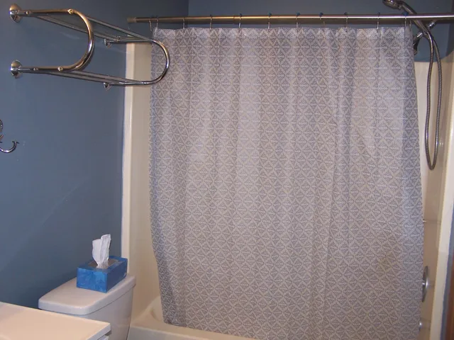 $138,000 | 4302 West Shamrock Lane, Unit 2G, McHenry, IL 60050