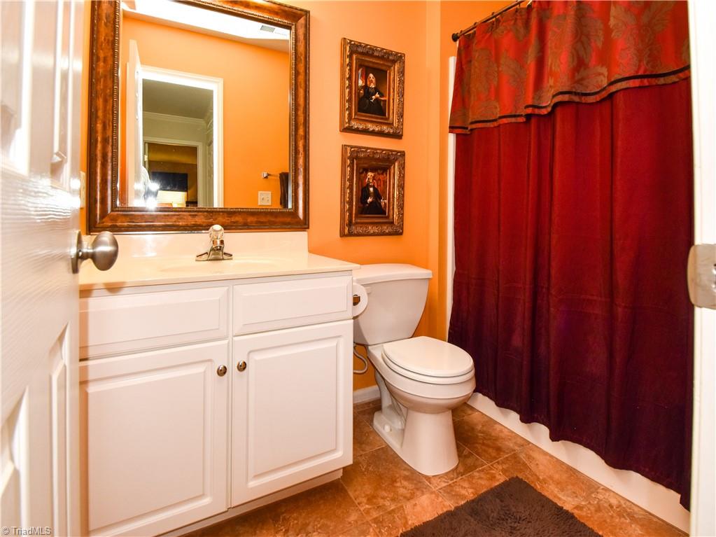 4017 Preswick Court High Point, NC 27265 - Photo 28 of 36