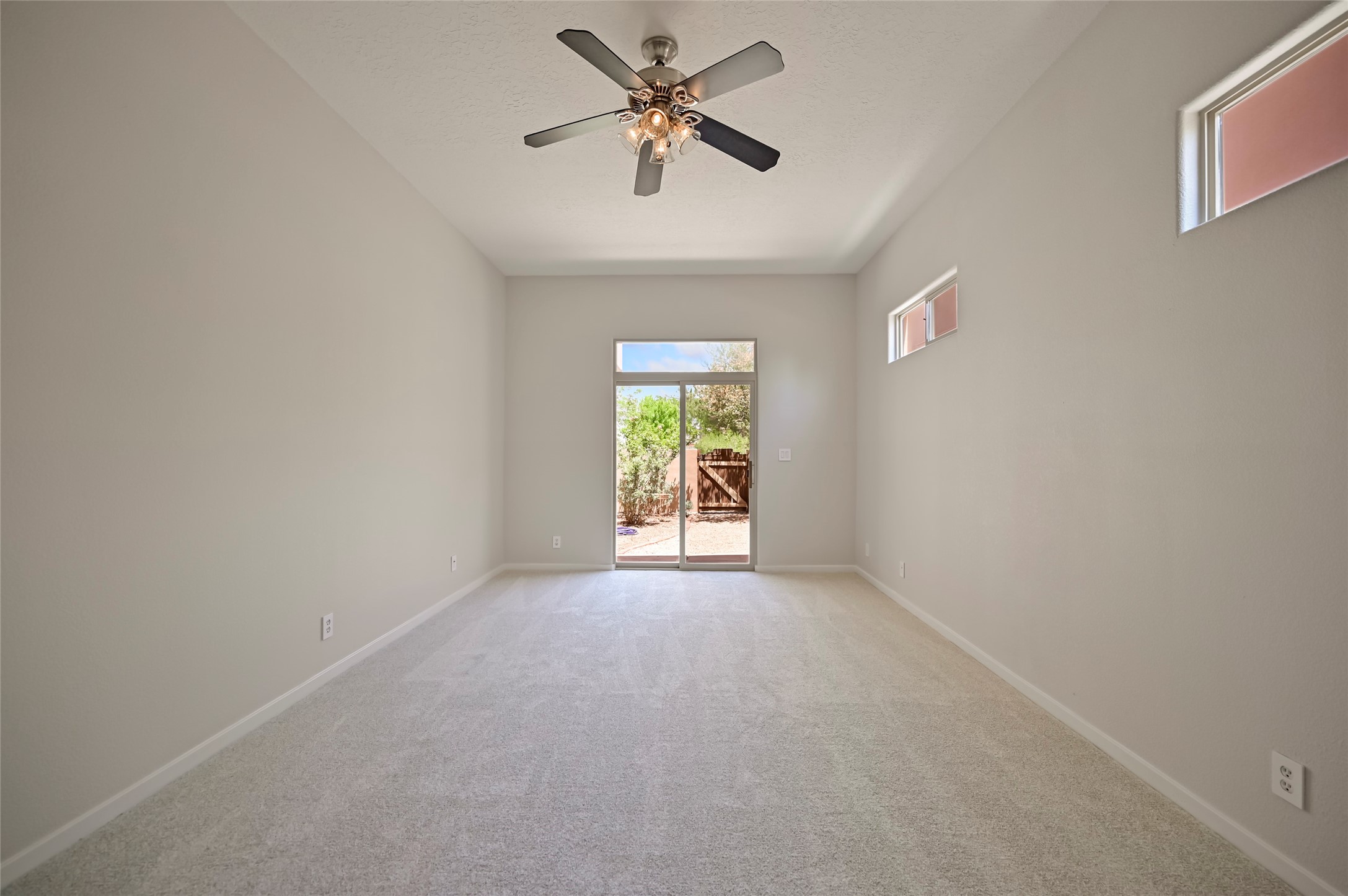 92 Canada Del Rancho Santa Fe, NM 87508 - Photo 29 of 52 Bedroom or Office With Separate Entrance