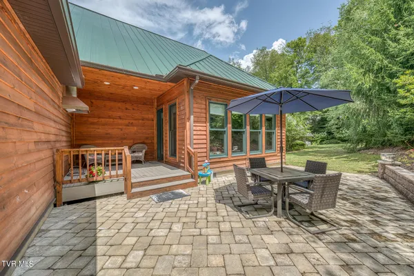 $770,000 | 275 Settlers Secret, Mountain City, TN 37683