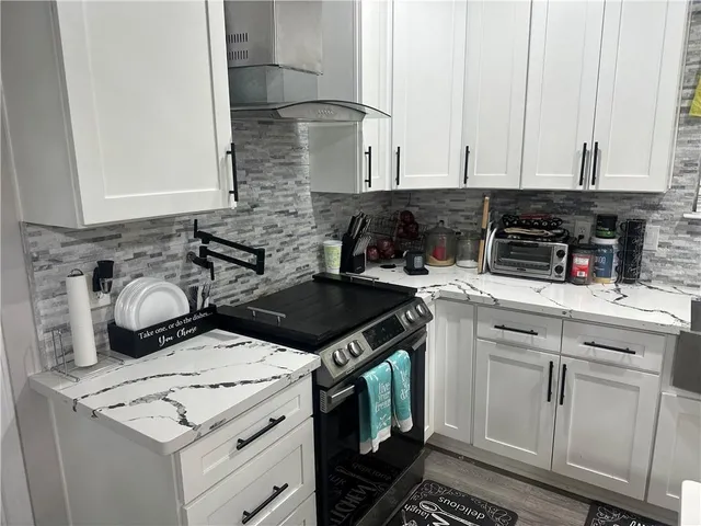 $299,000 | 131 Belle Grove Drive, Laplace, LA 70068