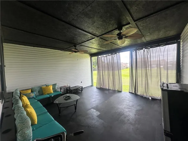 $299,000 | 131 Belle Grove Drive, Laplace, LA 70068