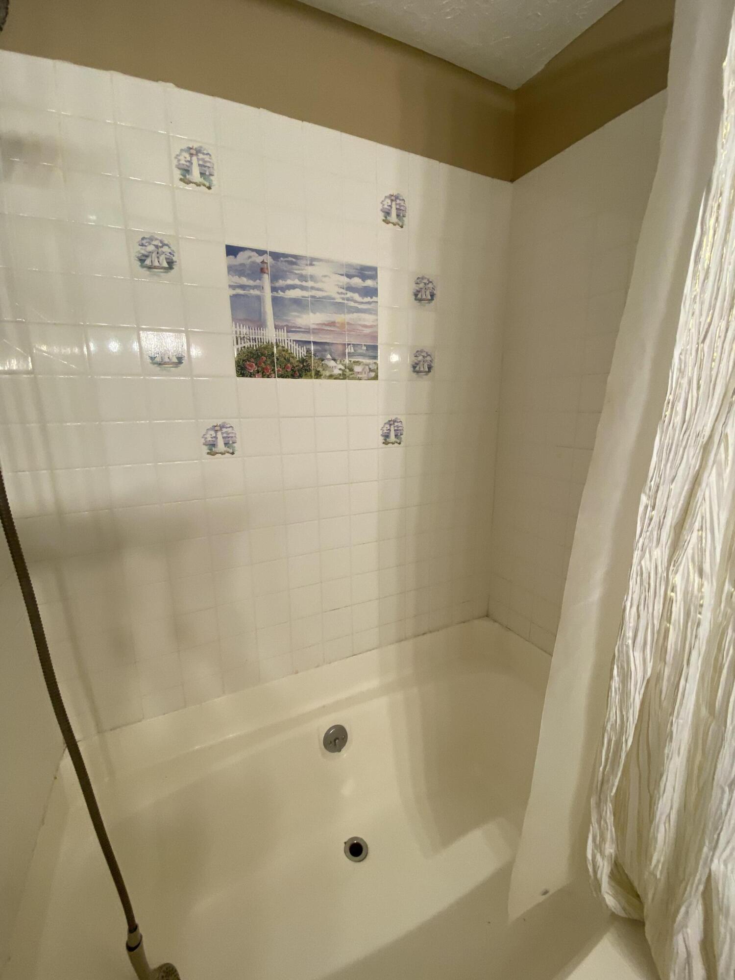 289 Fincastle Heights Road Jonesville, VA 24263 - Photo 40 of 40 IMG_3404