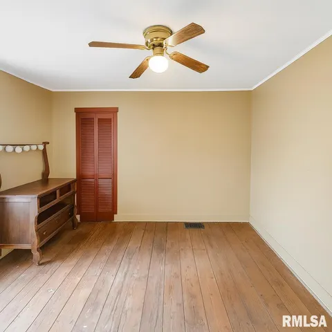 $48,500 | 1135 South Pear Street, Havana, IL 62644