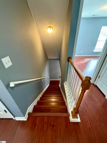 $2,150 | 4 Oyster Bay Court, Mauldin, SC 29662