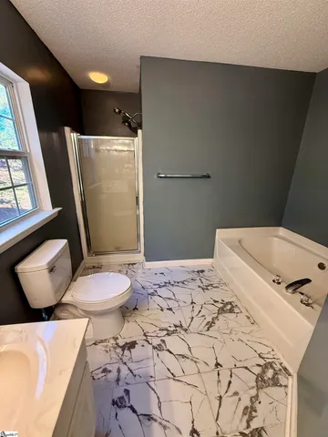 $2,150 | 4 Oyster Bay Court, Mauldin, SC 29662