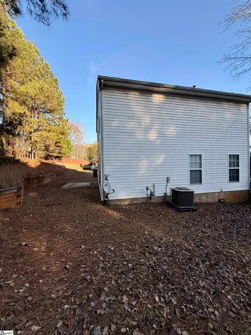 $2,150 | 4 Oyster Bay Court, Mauldin, SC 29662