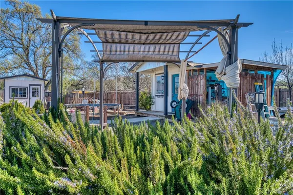 $435,000 | 9440 Pinto Place, Lower Lake, CA 95457