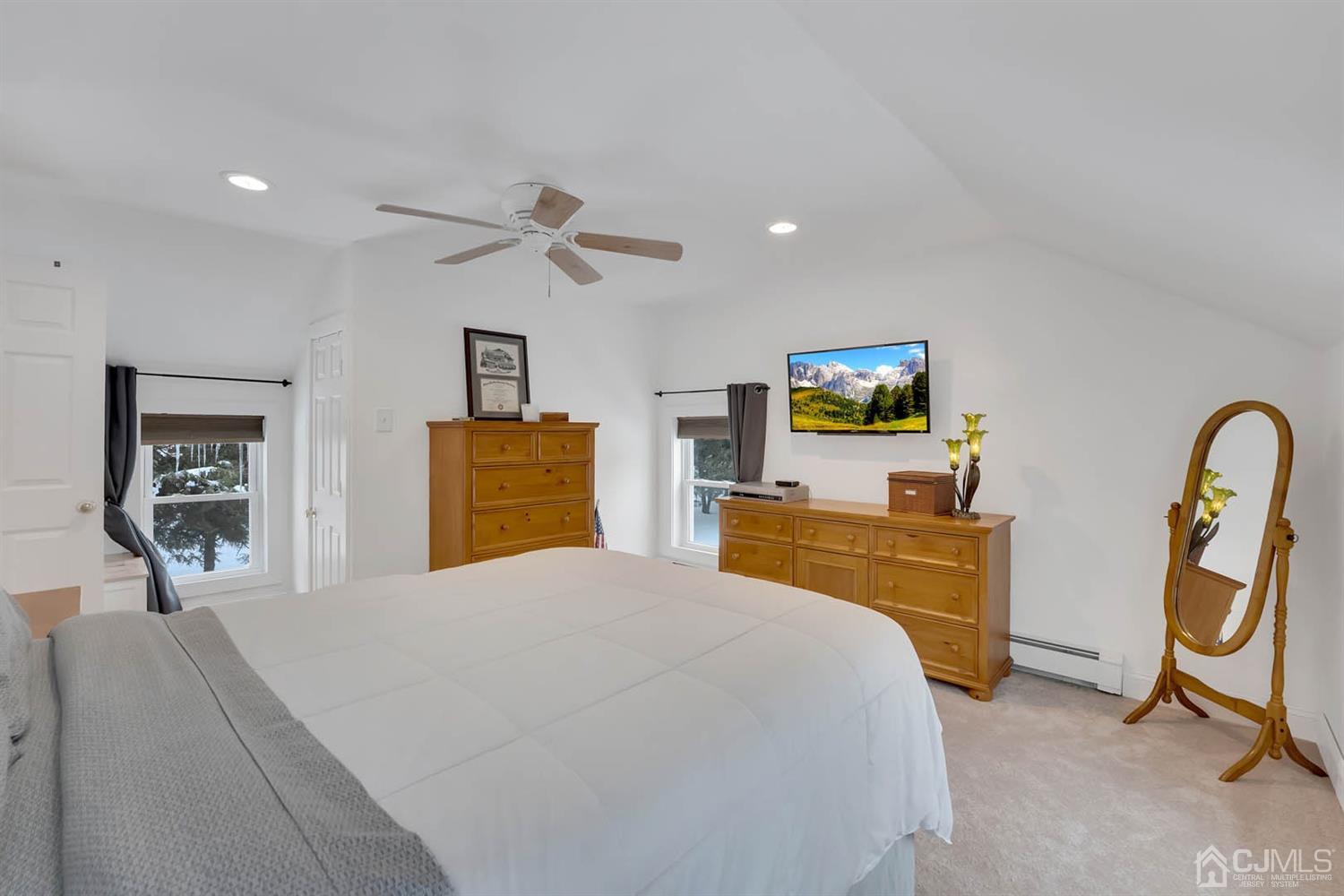233 Rhode Hall Road Monroe Township, NJ 08831 - Photo 13 of 17 Gallery Image 13