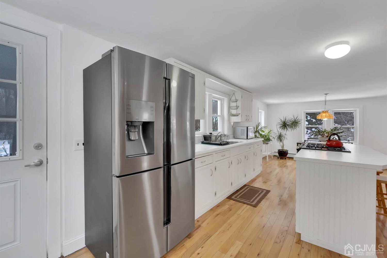 233 Rhode Hall Road Monroe Township, NJ 08831 - Photo 7 of 17 Gallery Image 7