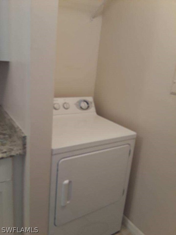 18132 Matanzas Road Fort Myers, FL 33967 - Photo 6 of 22 a utility room with dryer and washer