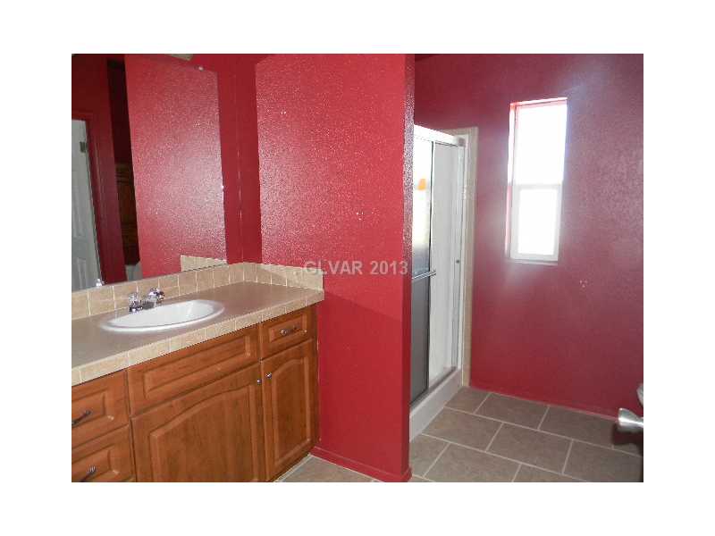 4581 West Dyer Road Pahrump, NV 89048 - Photo 18 of 22 Master Bath/Spa.