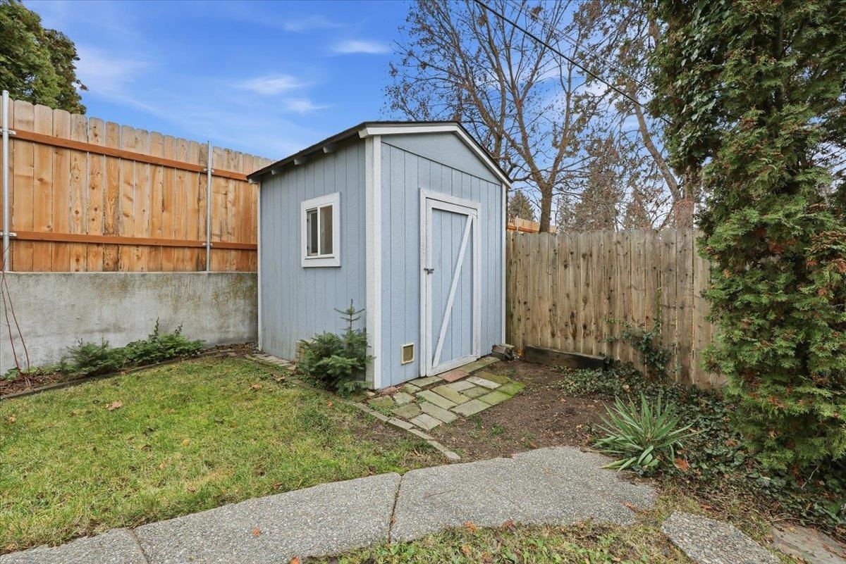 5212 North Fairmount Place Spokane, WA 99205 - Photo 37 of 40
