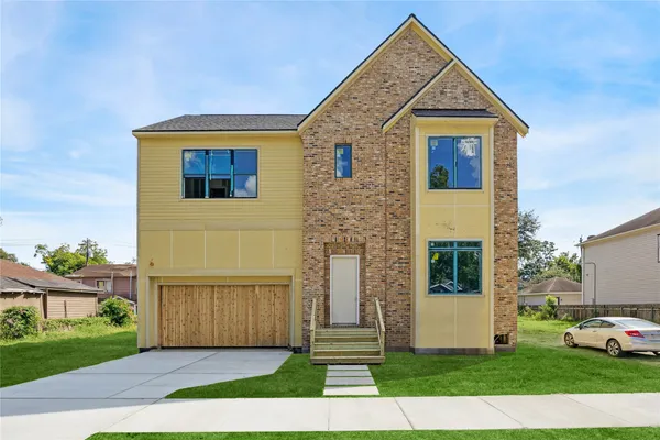 $1,399,000 | 830 East 27th Street, Houston, TX 77009