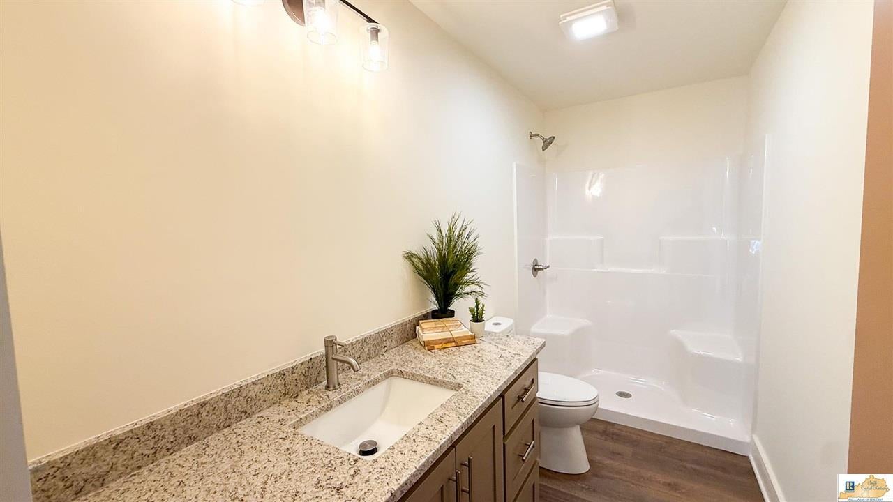 1262 Old Edmonton Road Glasgow, KY 42141 - Photo 8 of 16 Gallery Image 8