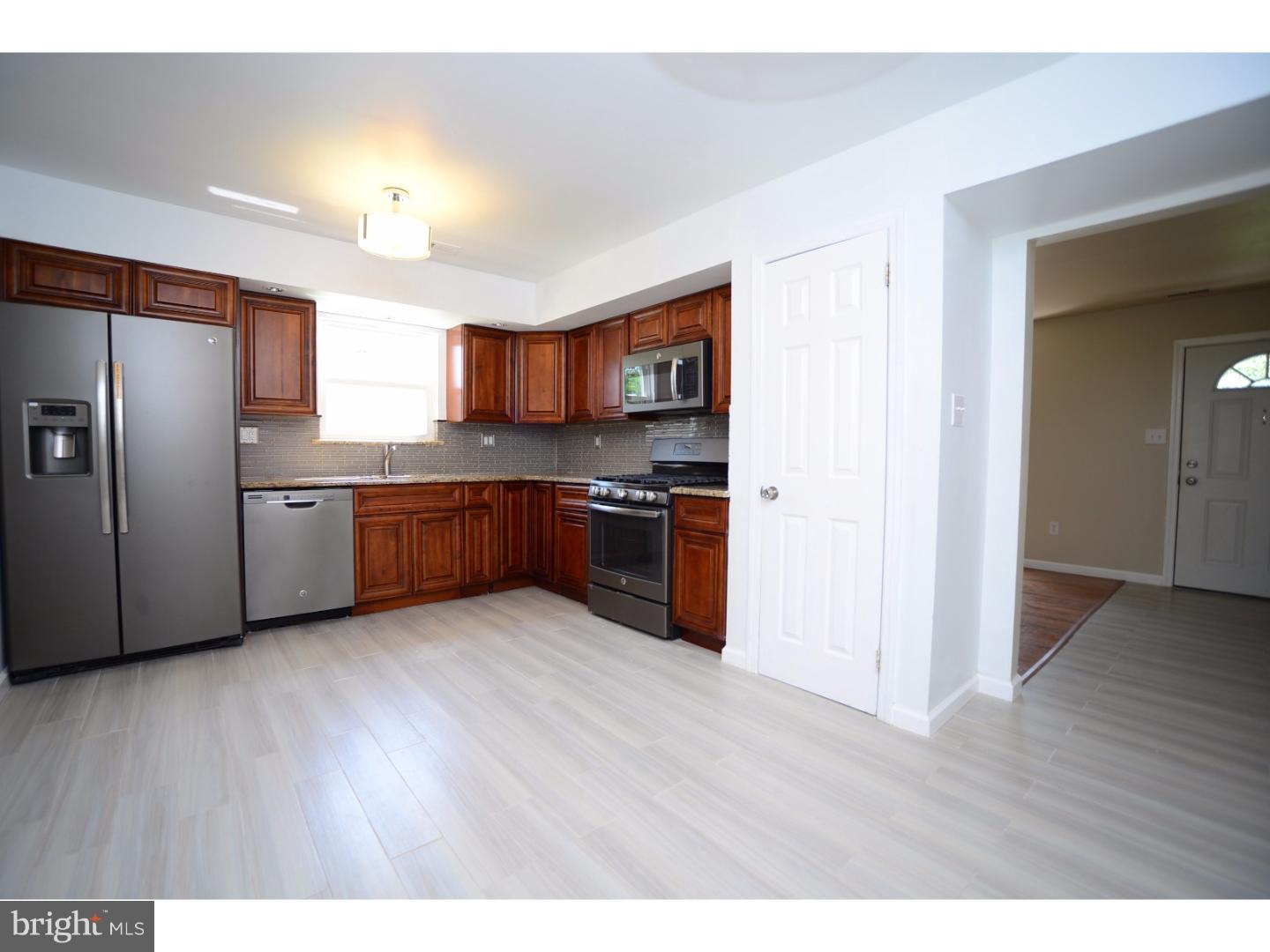 55 Longhurst Road Marlton, NJ 08053 - Photo 9 of 23