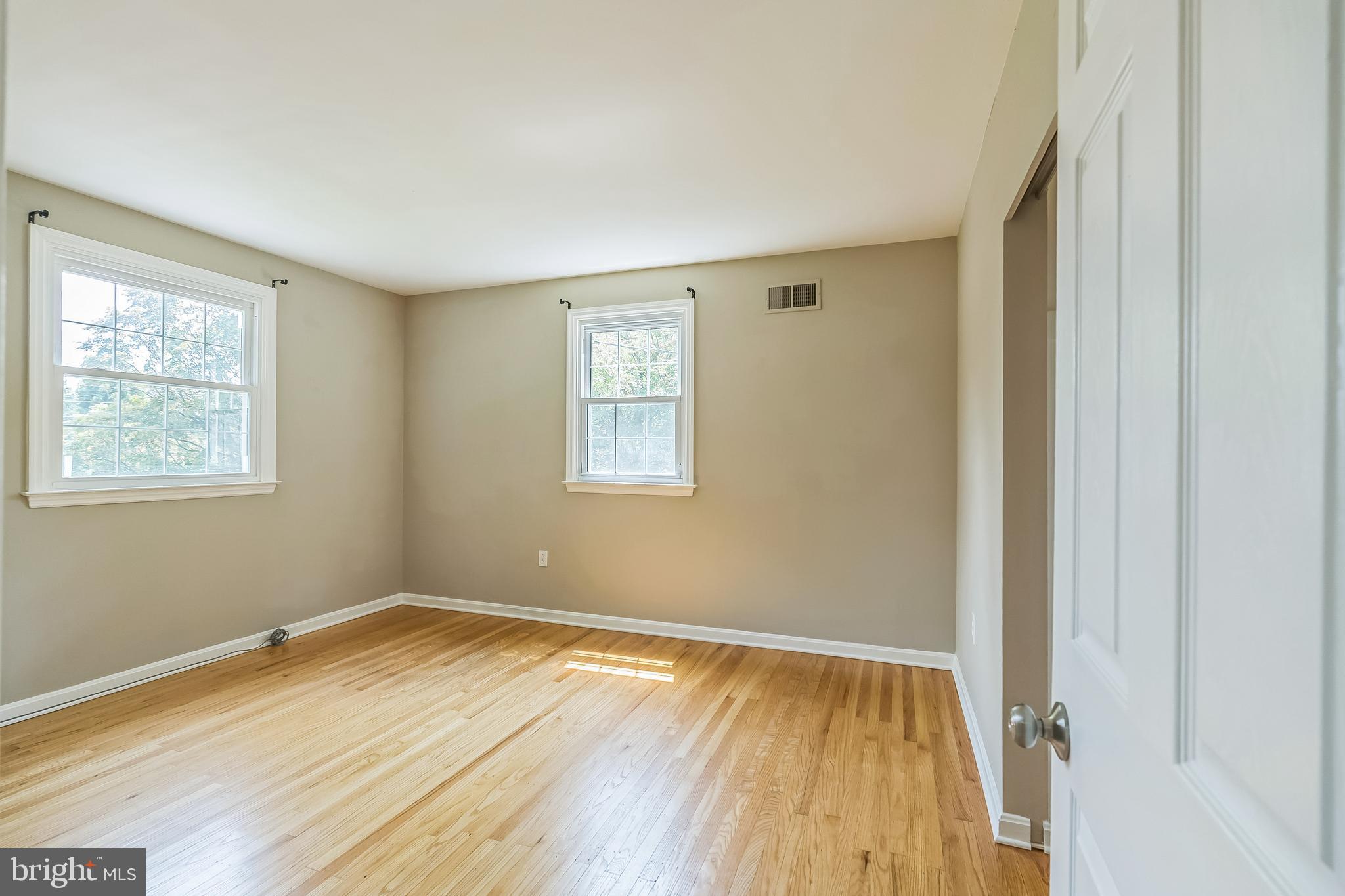 2009 Veale Road Wilmington, DE 19810 - Photo 22 of 32 Bedroom 3