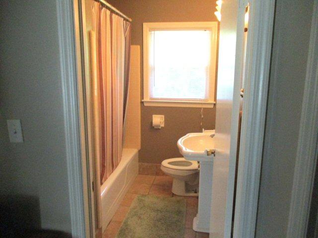 788 Dills Road Charleston, SC 29412 - Photo 8 of 12 788 dills bluff batht