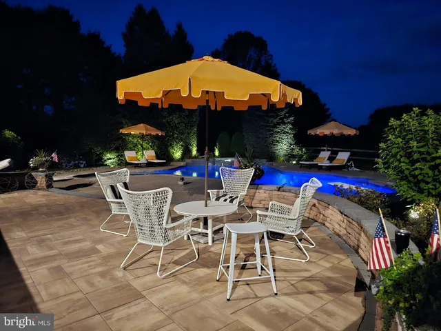 $1,400,100 | 5930 Shetland Drive, Doylestown, PA 18902