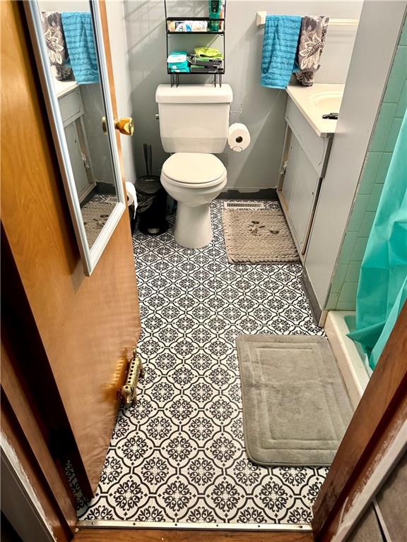 105 Elliott Drive Butler, PA 16001 - Photo 11 of 26