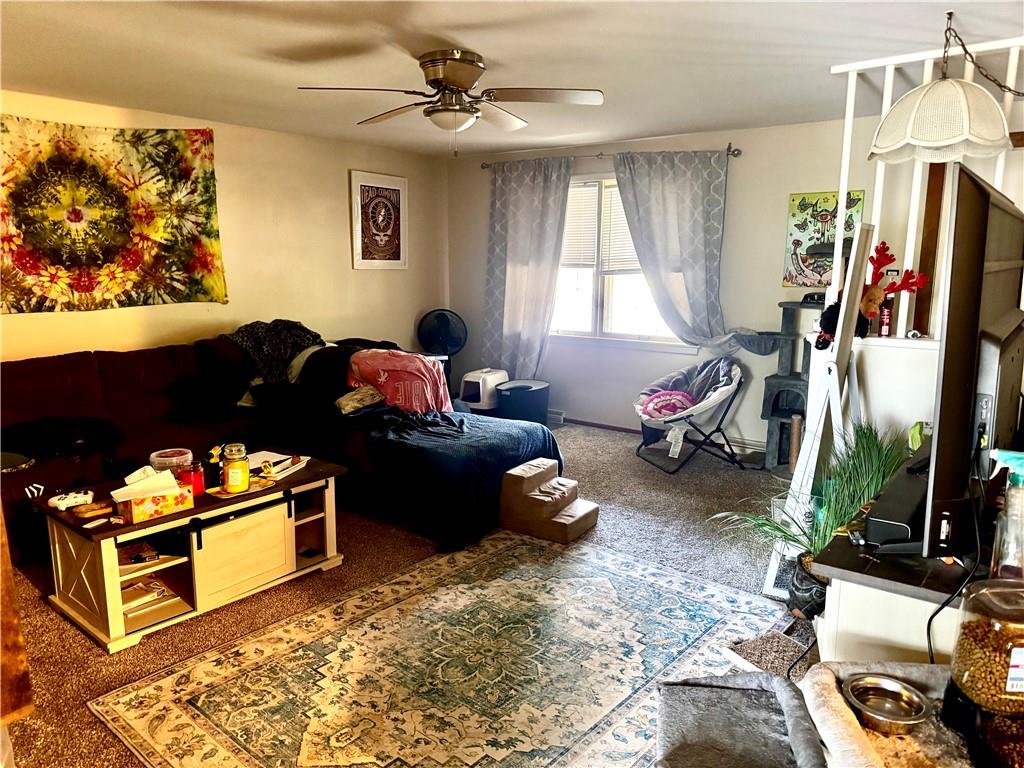 105 Elliott Drive Butler, PA 16001 - Photo 5 of 26