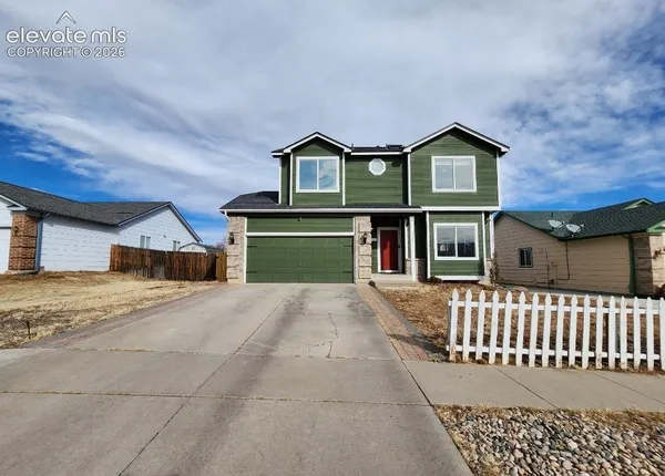 $2,395 | 1512 Coolcrest Drive, Colorado Springs, CO 80906