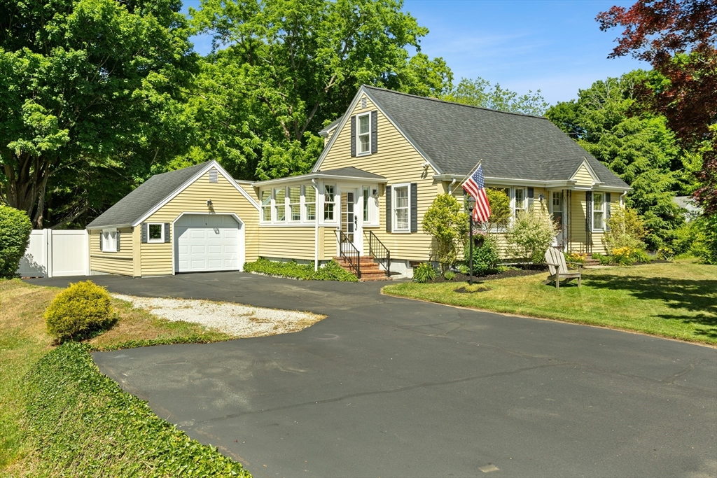 66 Center Street Raynham, MA 02767 - Photo 2 of 24 Gallery Image 2