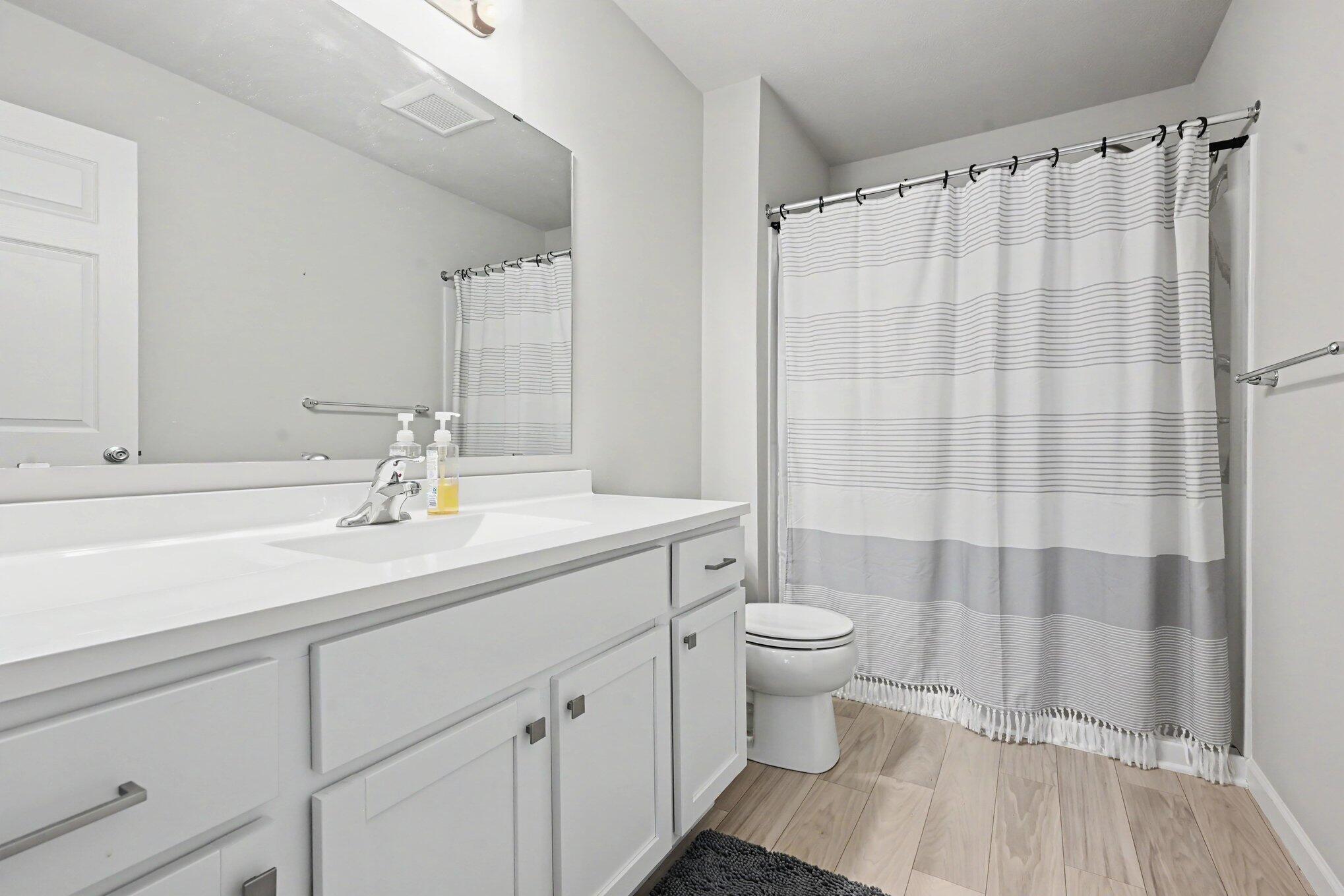 605 Bush Boulevard Three Rivers, MI 49093 - Photo 8 of 18 012_file_4734