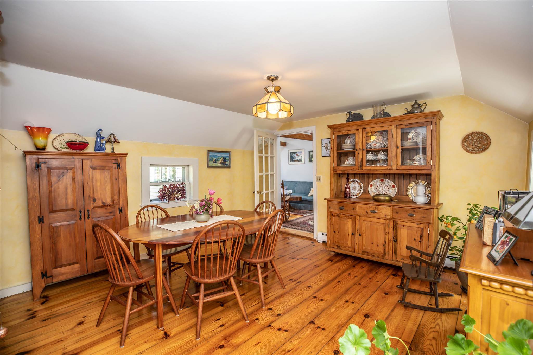 184 Curtis Farm Road Wilton, NH 03086 - Photo 8 of 40
