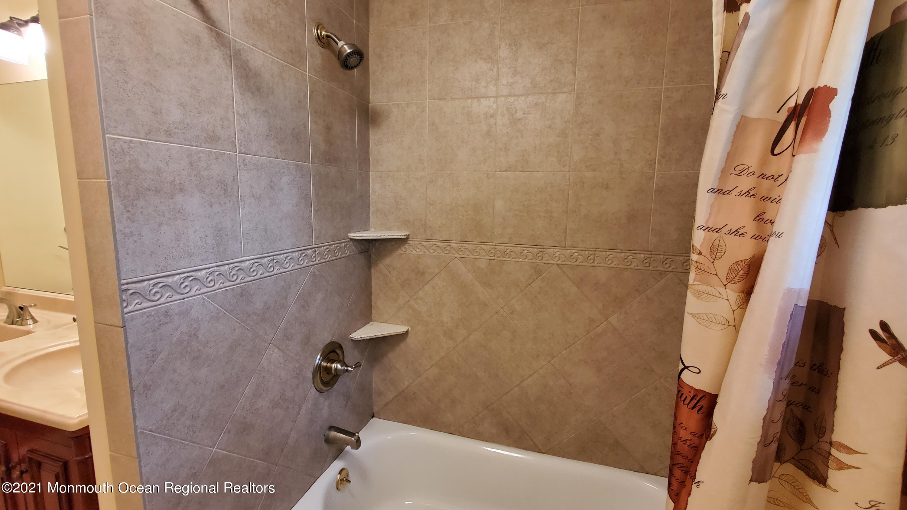 7 Bedle Road Hazlet, NJ 07730 - Photo 24 of 36 20210511_163804