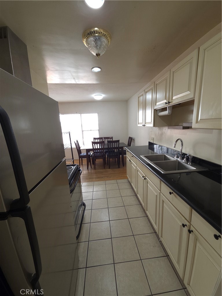 522 Cedar Avenue, Unit 3 Long Beach, CA 90802 - Photo 13 of 16