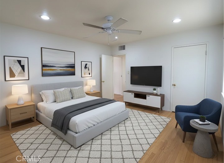 522 Cedar Avenue, Unit 3 Long Beach, CA 90802 - Photo 2 of 16 Virtually Staged