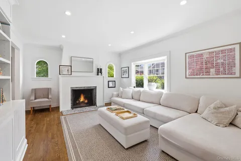 $1,849,000 | 1 Kenmare Road, Larchmont, NY 10538