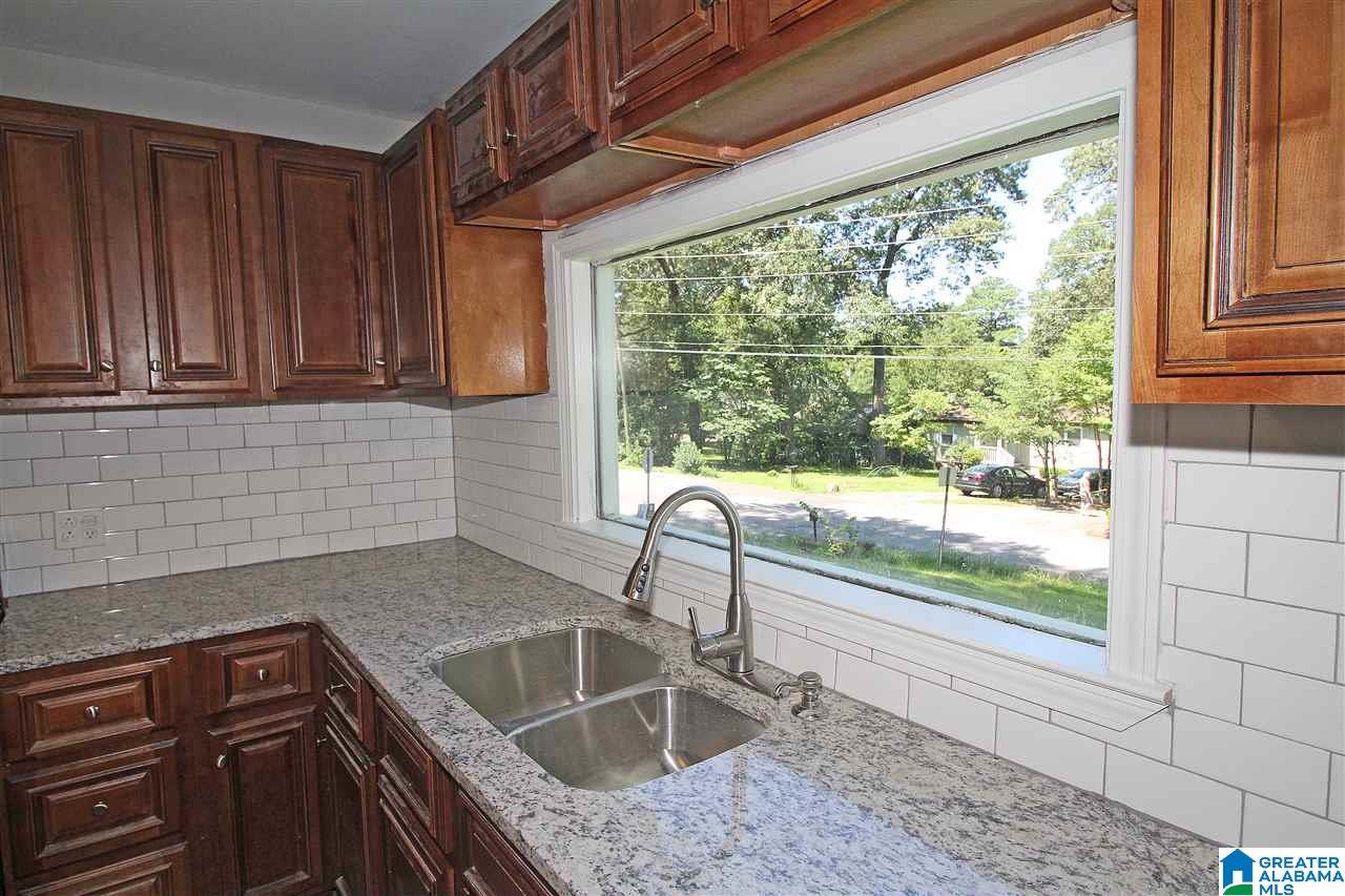 453 Exeter Drive Birmingham, AL 35206 - Photo 13 of 34
