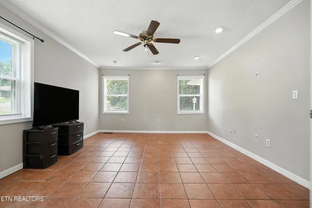 $250,000 | 254 Cumberland Drive, Harrogate, TN 37752