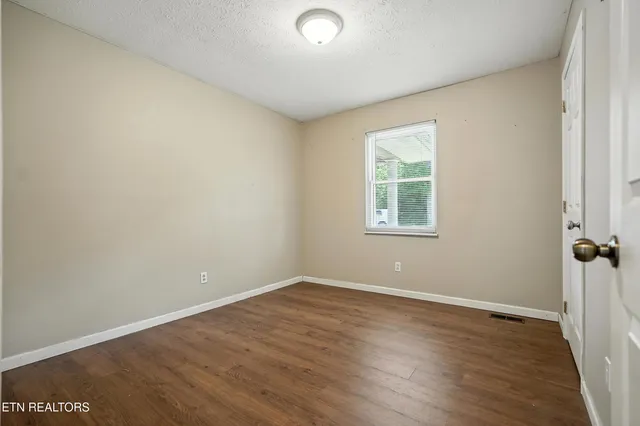 $250,000 | 254 Cumberland Drive, Harrogate, TN 37752