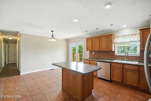 $250,000 | 254 Cumberland Drive, Harrogate, TN 37752