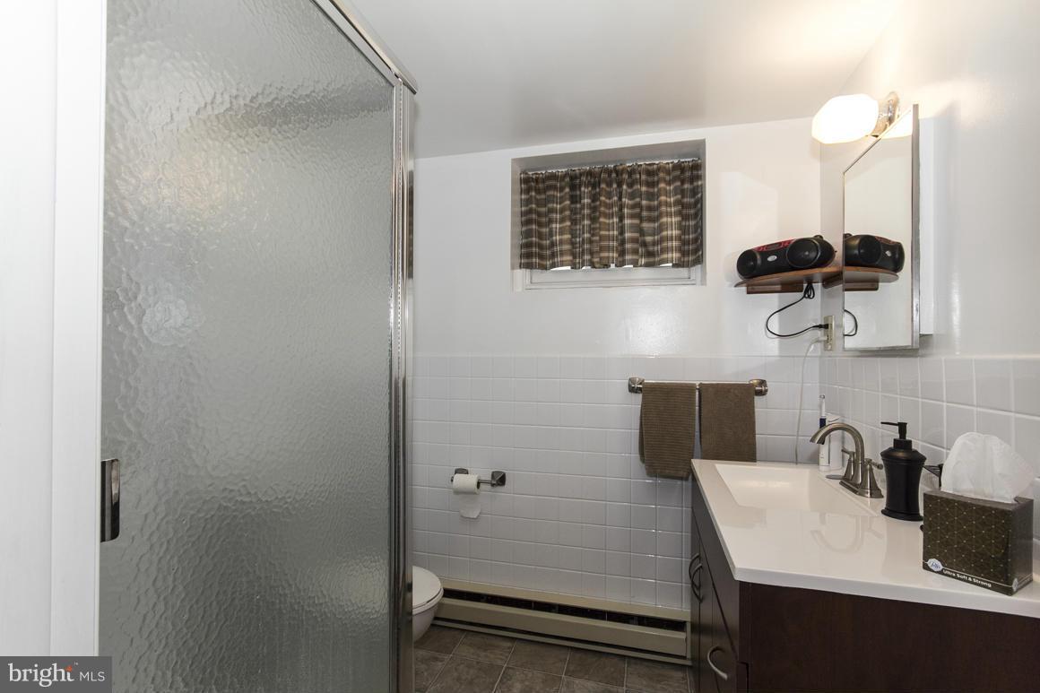 2932 Willoughby Road Baltimore, MD 21234 - Photo 22 of 29 Lower level full bath