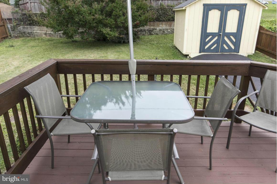 2932 Willoughby Road Baltimore, MD 21234 - Photo 25 of 29 13x10 Deck