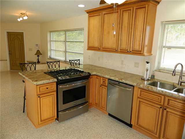 4639 Southeast Robertson Road Stuart, FL 34997 - Photo 3 of 21 Gallery Image 3