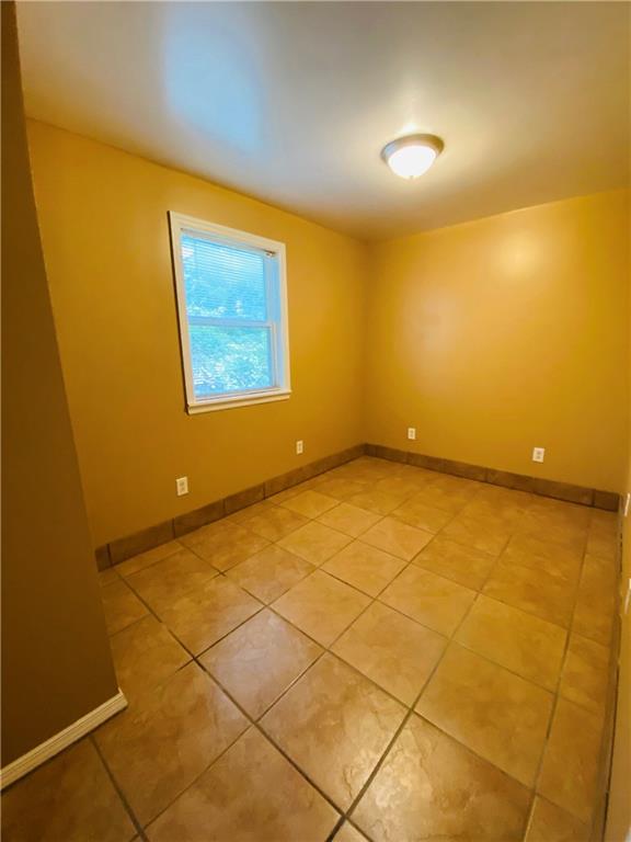 1127 Lapish Road Pittsburgh, PA 15212 - Photo 17 of 23 Bedroom #4 or other use room