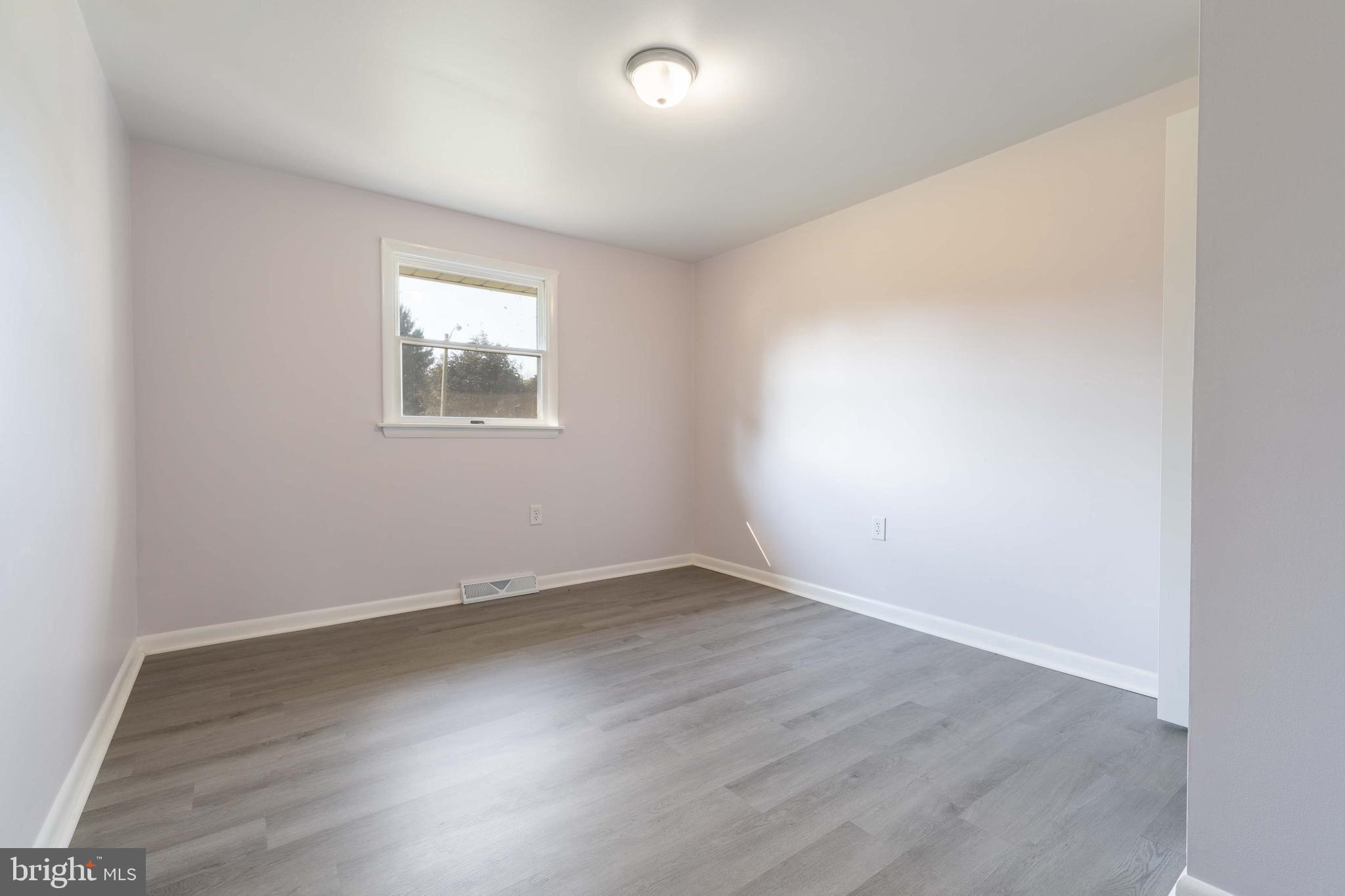 912 Forbes Road Carlisle, PA 17013 - Photo 12 of 36 Gallery Image 12